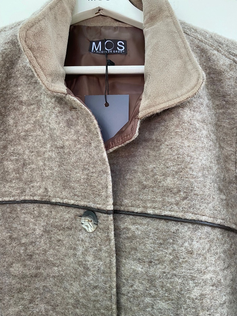 Outlet 12